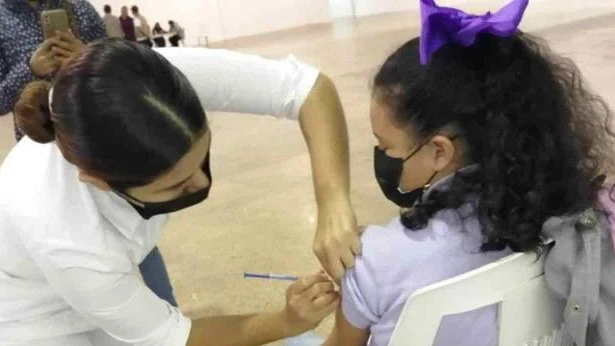Pocos acuden a recibir vacuna cubana Abdala