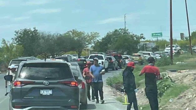 Congestionan puentes sin ser una fecha festiva