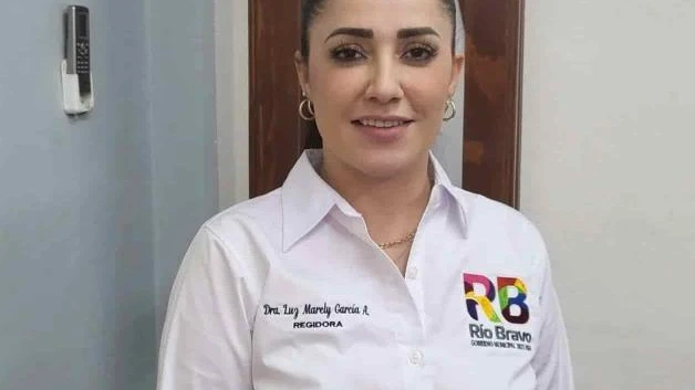 Deja Escalón la presidencia; asume regidora