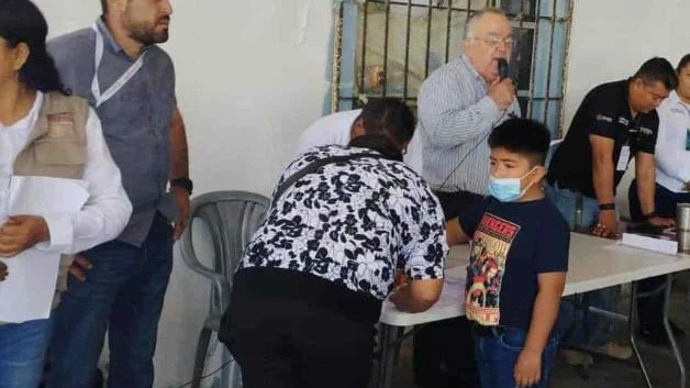Inicia pago de becas "Benito Juárez García"
