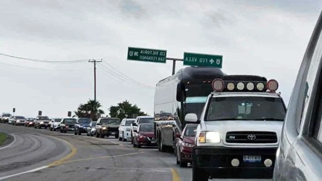 Caos en carreteras de Tamaulipas