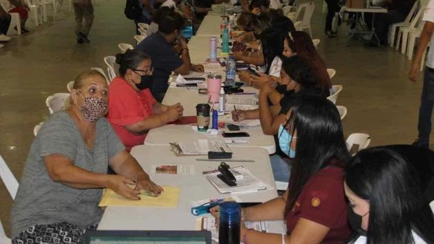 Vence plazo de entrega de tarjetas para pensión