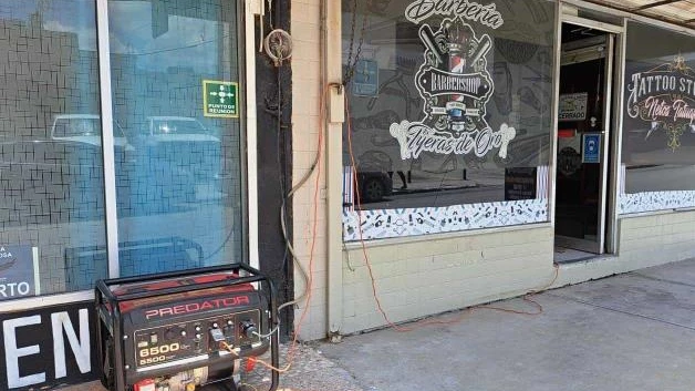 Quedan comercios del centro sin luz