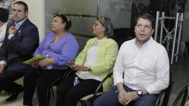Vuelve Congreso a manos del PAN