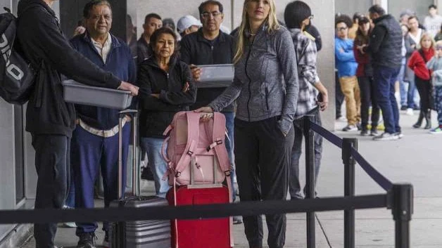 Calvario, obtener pasaporte
