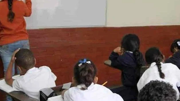Presentan bajo aprendizaje; muestran estudiantes rezago en ciencias y matemáticas