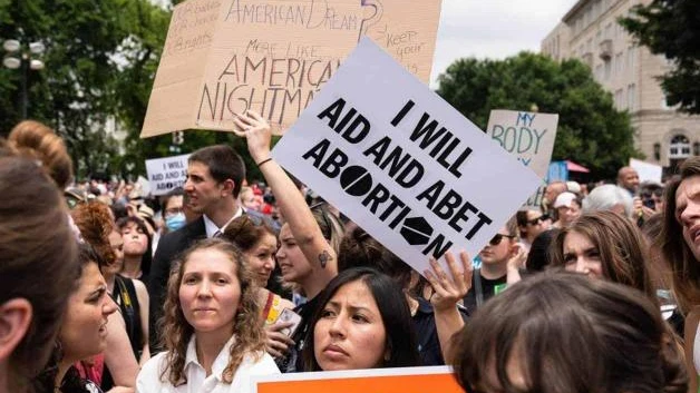 Permiten en Texas abortos complicados