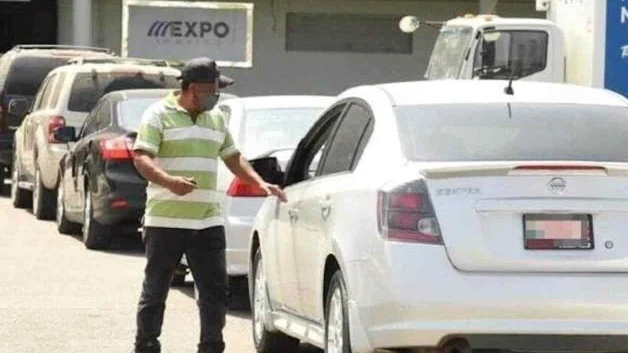 Desaprovechan alcaldes recursos: Dejan de gestionar dinero de autos chocolates para pavimentación