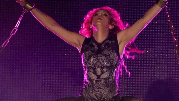 Se muda Shakira de Barcelona; se va a Miami