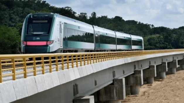 AMLO minimiza los más de 50 amparos contra el Tren Maya