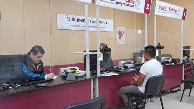 Desairan sus credenciales