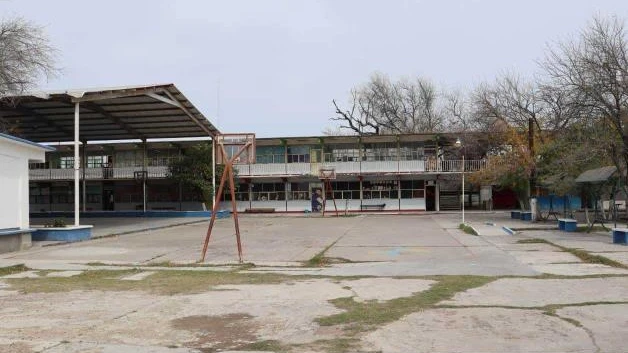 Dan ´chance´ en inscripciones: Sólo tiene 10 alumnos en primer grado