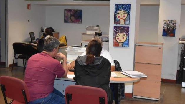 Cierran dependencias por asueto