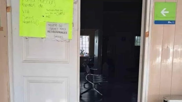 Laboran sin energía oficinas de Salud