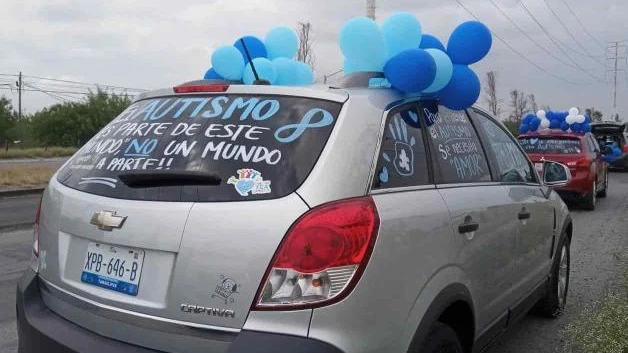 Arman caravana a favor del autismo