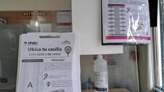 Instalan carteles de dirección de casillas