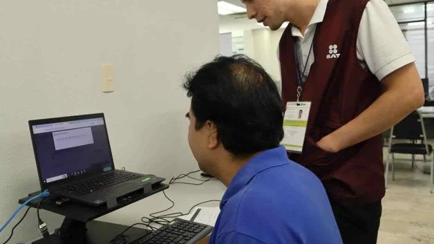SAT advierte de multas a incumplidos