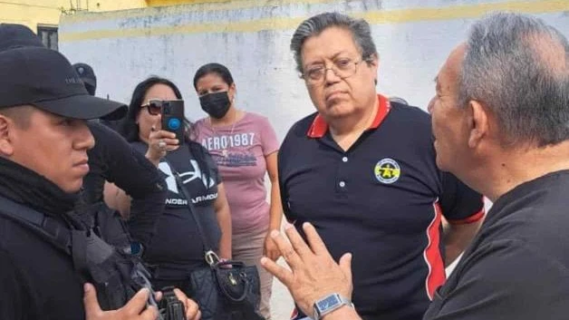 Disputan terreno vecinos y plantel; interviene Guardia Estatal