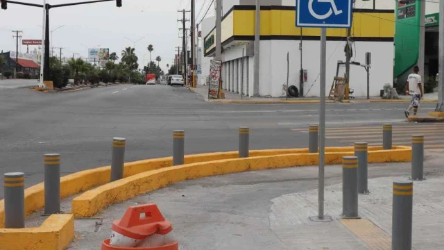 Provoca ciclovía una trampa vial en bulevar Lázaro Cárdenas
