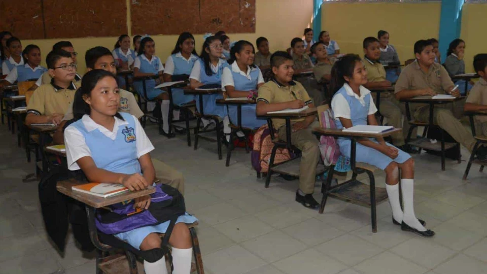 Exigen Prueba Pisa; demandan evaluar y calificar la educación