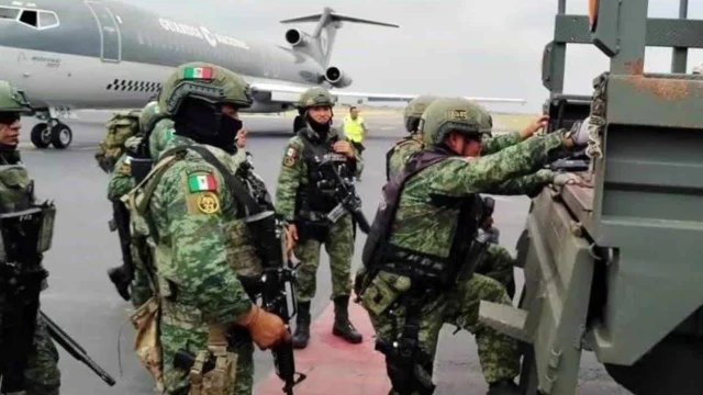 Arriban militares a Nuevo Laredo