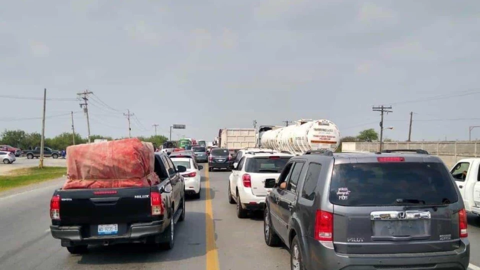 Ahora toca a pescadores bloqueo de carretera Matamoros-Victoria