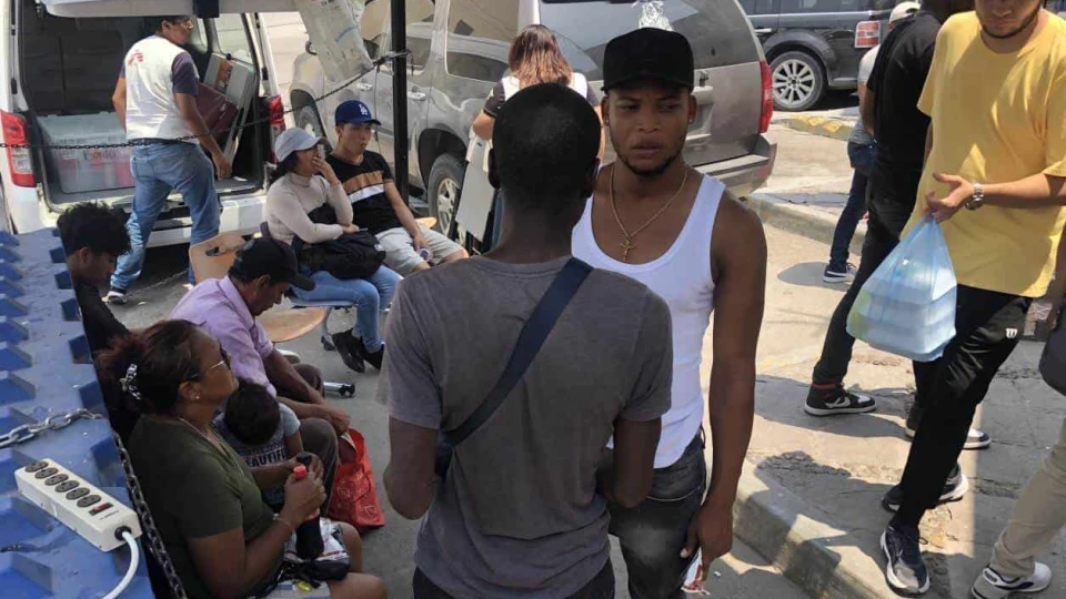 Sin afectar cierre fronterizo: Migrantes que tienen cita de CBP aún pueden cruzar