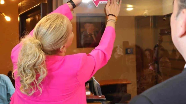 Luchan mujeres contra el acoso con Punto Rosa en Reynosa