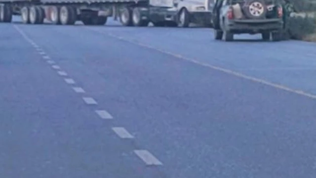 Ribereña, bloqueada por situación de riesgo con ponchallantas