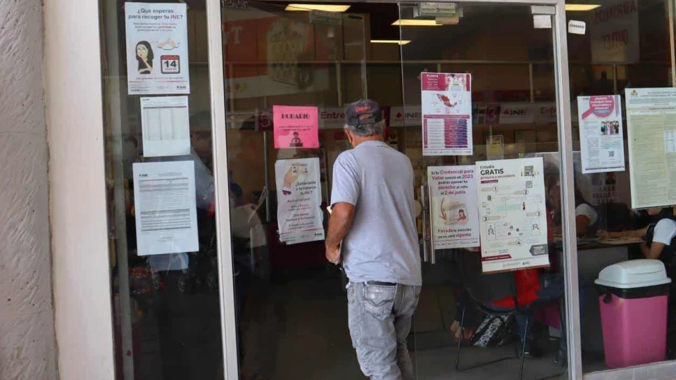 Tramitan credencial y no van a recogerlas en Reynosa