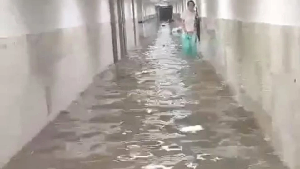 Se inunda Hospital del IMSS Madero tras intensas lluvias