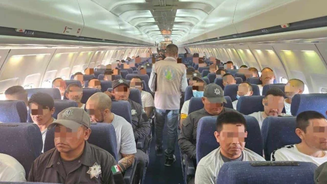 Reubican a presos a penales federales