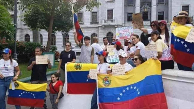 Exigen la salida de Nicolás Maduro en Tampico: Marcha venezolana en sur de Tamaulipas