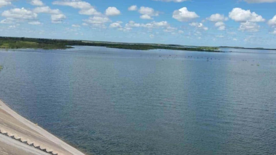 Piden agricultores riegos completos por alto volumen de Presa Marte R. Gómez