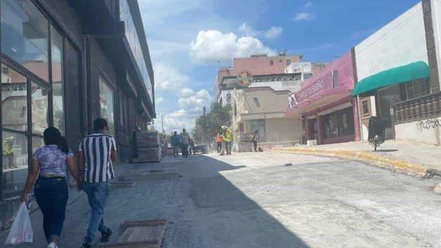 Golpean comercios obras inconclusas en Zona Centro de Reynosa