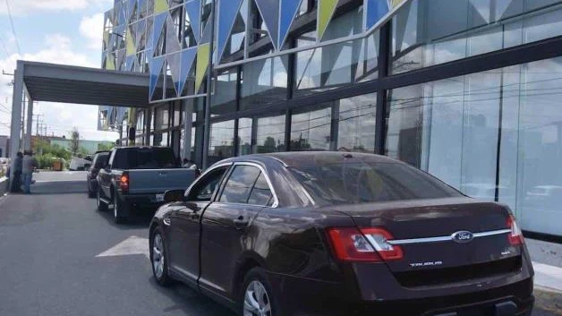 Ponen freno a autos para su importación