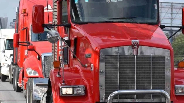 Proyecta Ayuntamiento más cobros a transportistas por cuotas en carga y descarga de mercancías en Reynosa