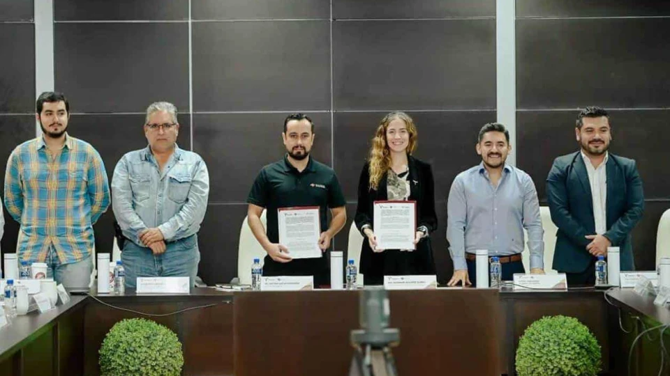 Firman convenio para impulsar a las PyMEs tamaulipecas