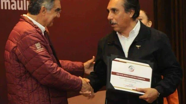 Reconoce Américo Villarreal a 59 servidores públicos