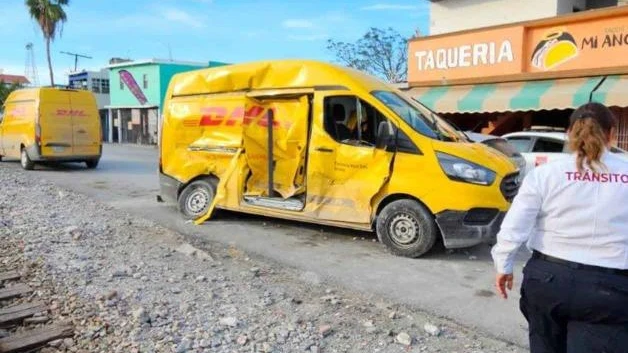 Choque de tren con repartidor en Zona Centro de Reynosa