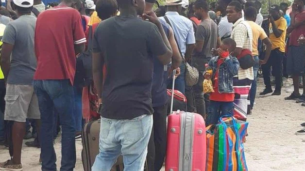 Faltan refugios para alojar a deportados