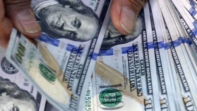 ´Dispararía´ Trump dólar hasta $23