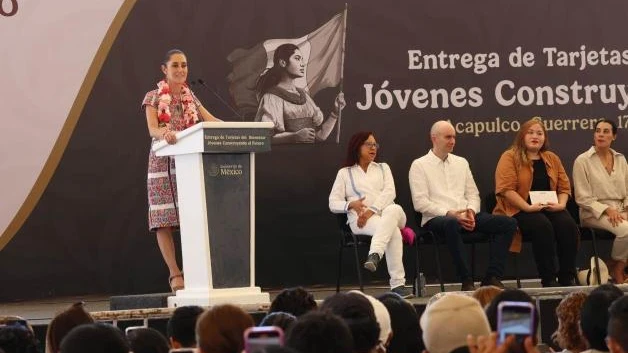 Invitan a jóvenes a amar a la patria