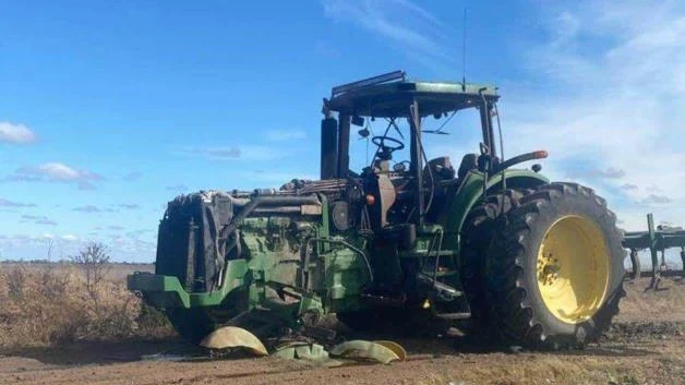 Destruye mina a tractor en San Fernando