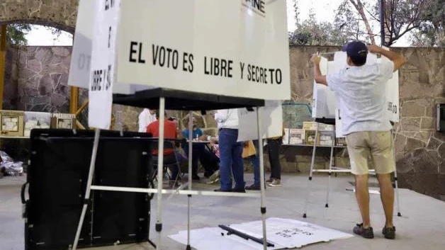 Aprueban listado de 352 aspirantes