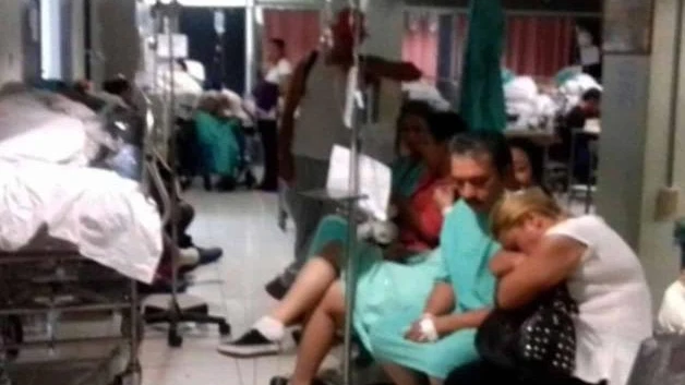 Hospitales al 200% de su capacidad