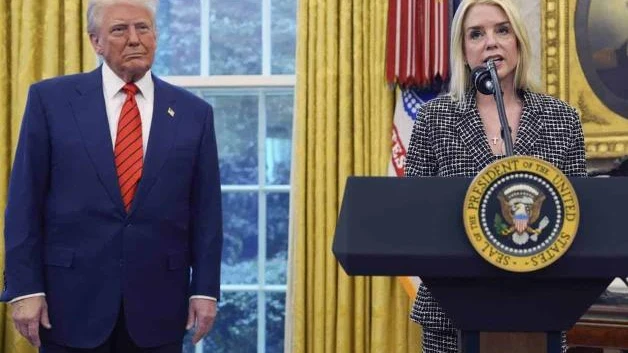 Ordena la nueva fiscal, Pam Bondi: Va EU por ´eliminación total´ de los cárteles
