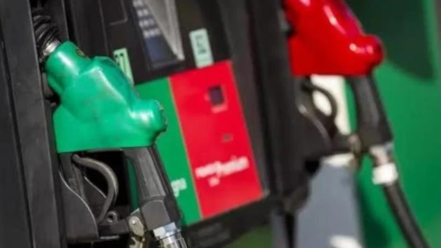 Obligan a gasolineros a vender huachicol