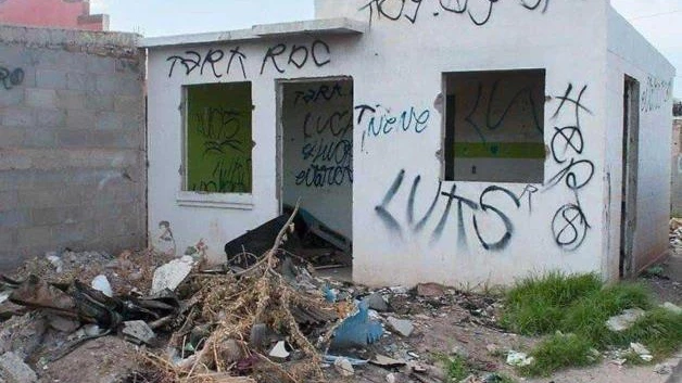 Abandonan tamaulipecos casas por falta de servicios