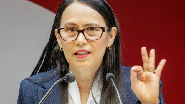 Inhabilitan a 54 exfuncionarios